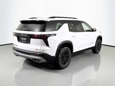 New 2026 Chevrolet Traverse Z71 w/ Enhanced Driving Package image 7