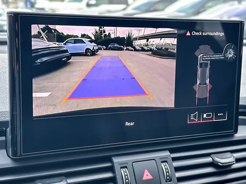 Used 2024 Audi Q5 e Premium image 19