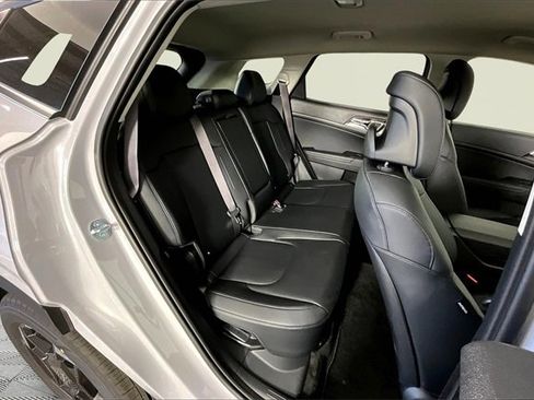 New 2026 Kia Sportage EX image 11