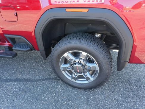 New 2025 GMC Sierra 2500 SLT w/ SLT Premium Package image 10