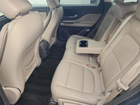 Used 2022 Lincoln Corsair FWD image 17