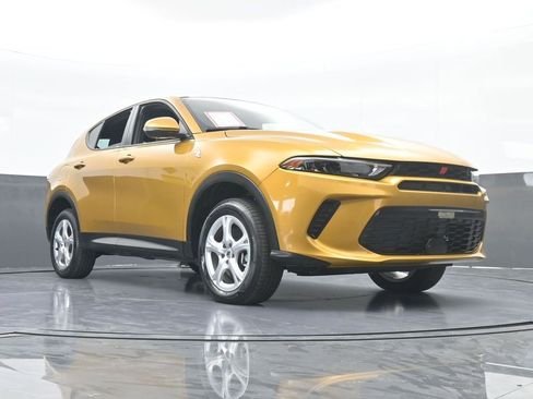 Used 2024 Dodge Hornet GT image 61