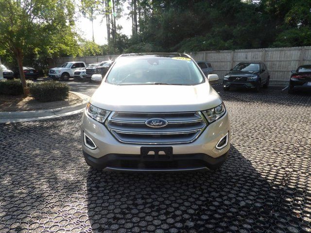 Used 2018 Ford Edge Titanium w/ Ford Safe & Smart Package FWD image 3