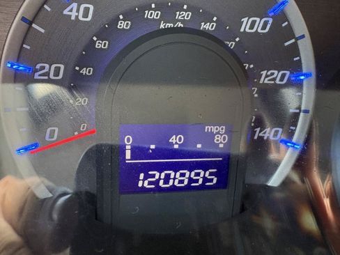 Used 2012 Honda Fit image 11