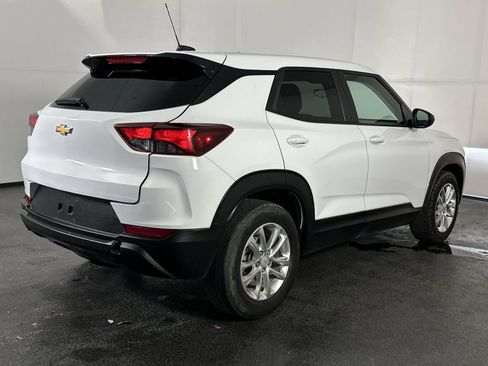 Used 2025 Chevrolet TrailBlazer LS w/ LS Convenience Package image 8