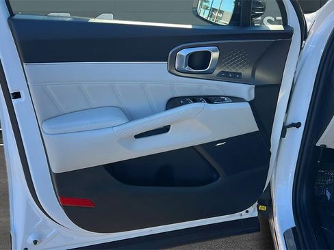 New 2026 Kia Sorento SX Prestige image 11