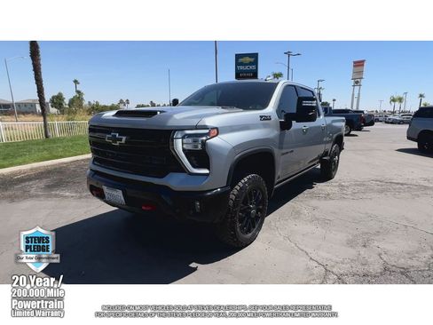 Used 2025 Chevrolet Silverado 3500 LTZ w/ LTZ Plus Package AWD/4WD image 6