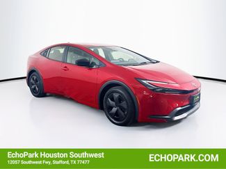 Used 2024 Toyota Prius LE video 1