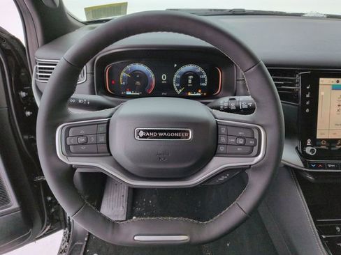 New 2026 Jeep Grand Wagoneer L Limited AWD/4WD image 18