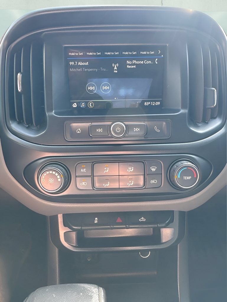 Used 2019 Chevrolet Colorado W/T RWD image 22