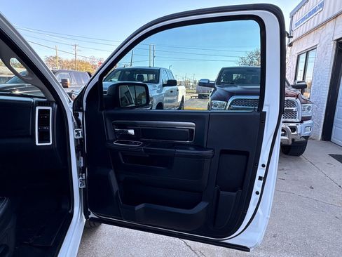 Used 2014 RAM 1500 Sport w/ Convenience Group image 10