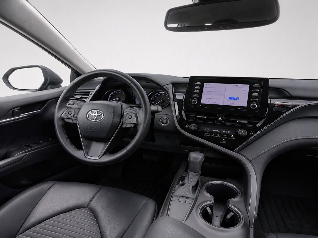 Used 2023 Toyota Camry SE w/ Convenience Package FWD image 25