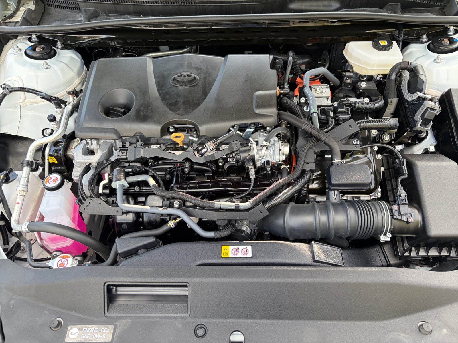 Used 2025 Toyota Camry SE FWD image 30