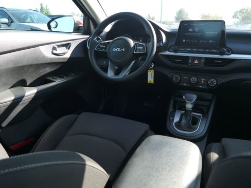 Used 2022 Kia Forte LXS image 30