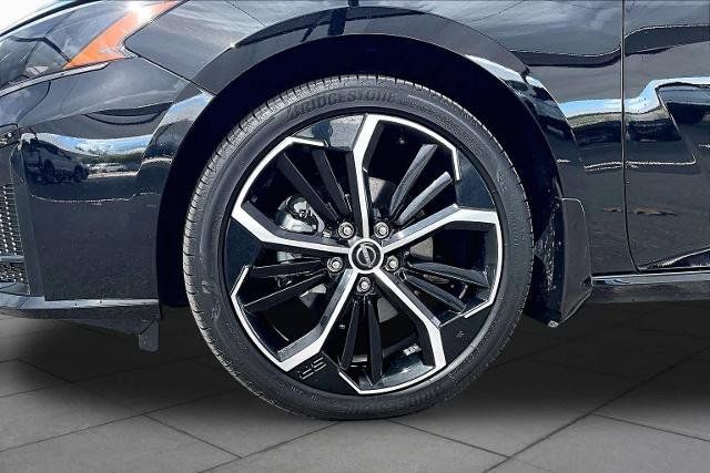 Certified 2025 Nissan Altima 2.5 SR w/ SR Premium Package FWD image 11