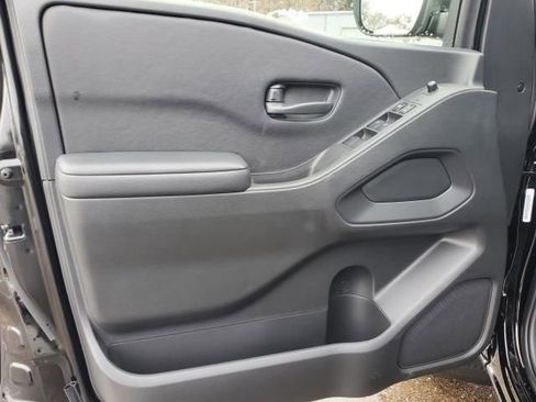 New 2026 Nissan Frontier SV image 17