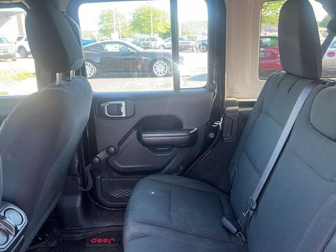 Used 2020 Jeep Wrangler Unlimited Sport AWD/4WD image 14