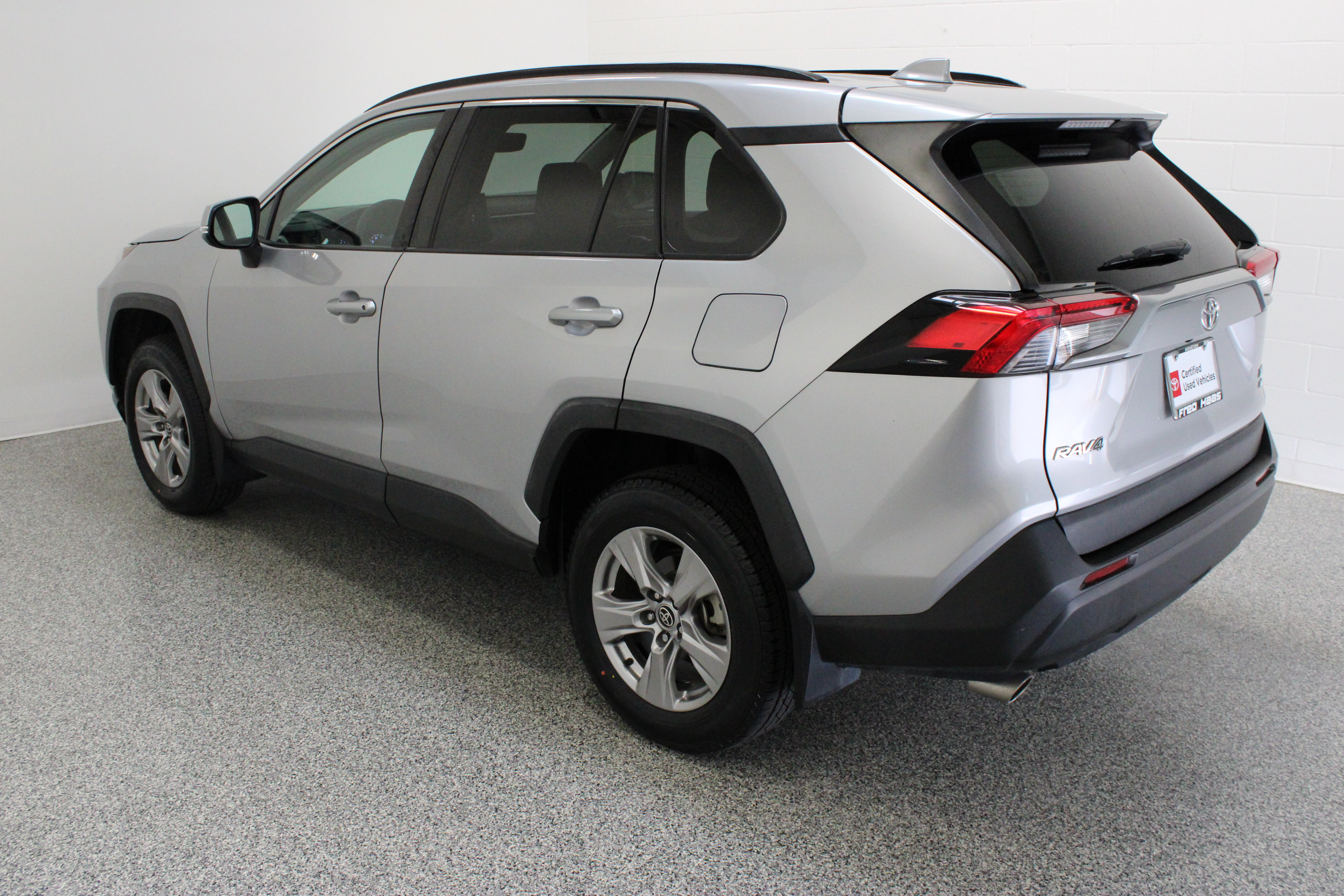 Certified 2022 Toyota RAV4 XLE AWD/4WD image 9