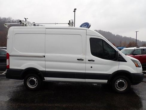 Used 2016 Ford Transit 250 130 Medium Roof image 6