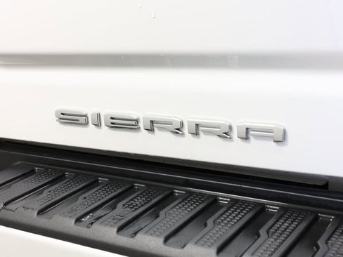 Used 2024 GMC Sierra 3500 Denali w/ Denali Reserve Package image 46