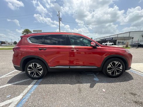 Used 2019 Hyundai Santa Fe FWD image 2