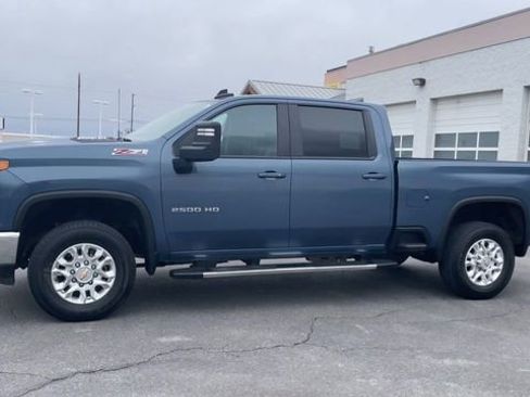Used 2024 Chevrolet Silverado 2500 LT image 6