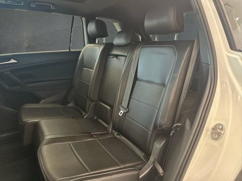 Used 2021 Volkswagen Tiguan SE R-Line AWD/4WD image 23