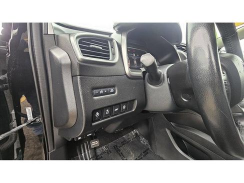 Used 2020 Nissan Murano SL image 17