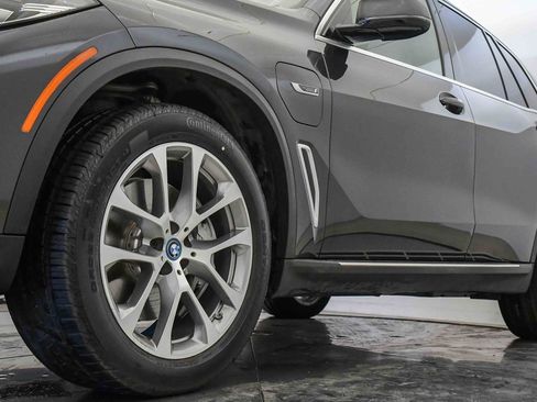 Certified 2023 BMW X5 xDrive45e image 10