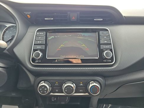 Used 2024 Nissan Kicks S FWD image 22