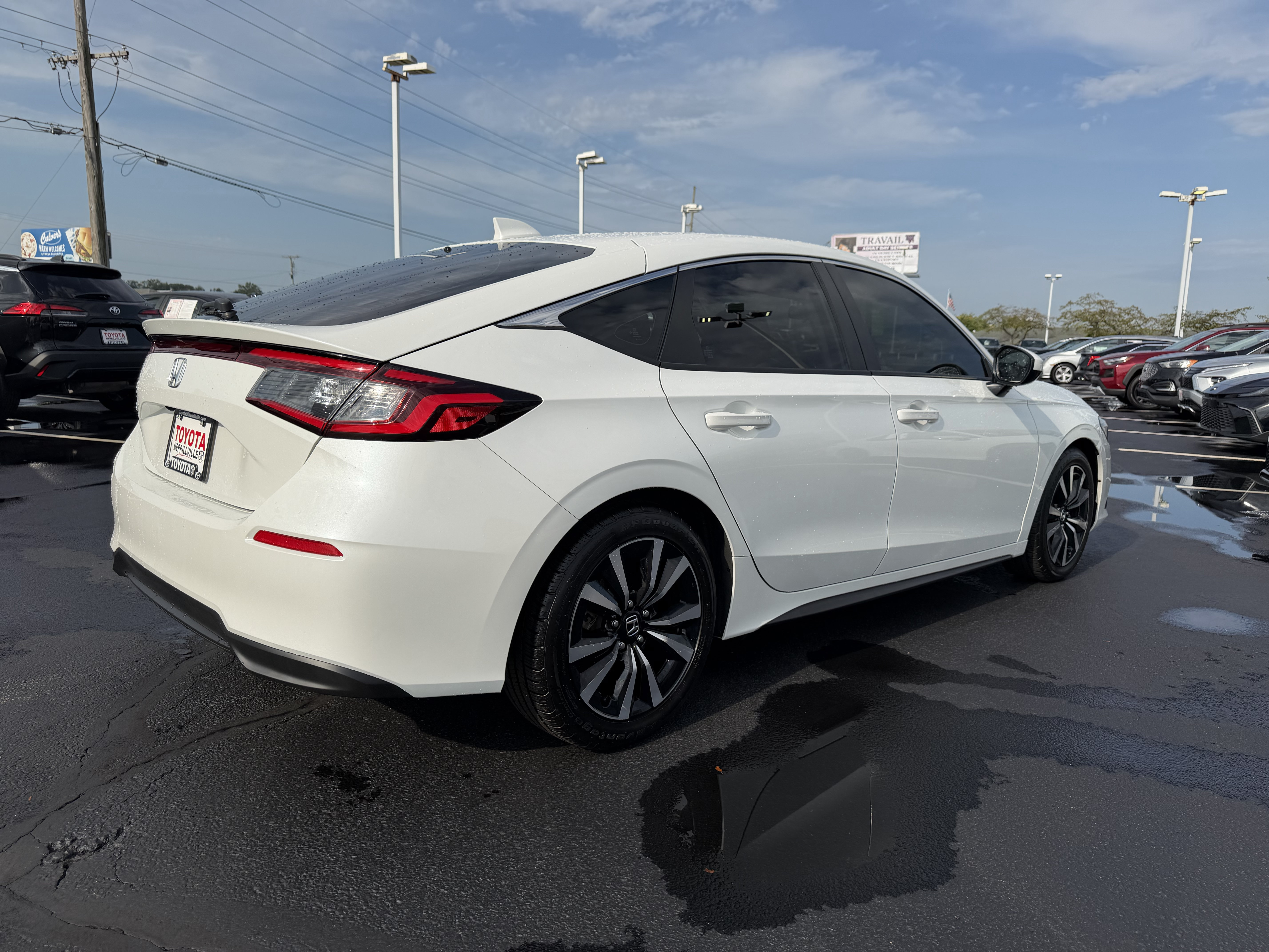 Used 2024 Honda Civic EX-L image 8