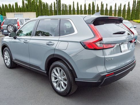 Certified 2025 Honda CR-V EX image 10