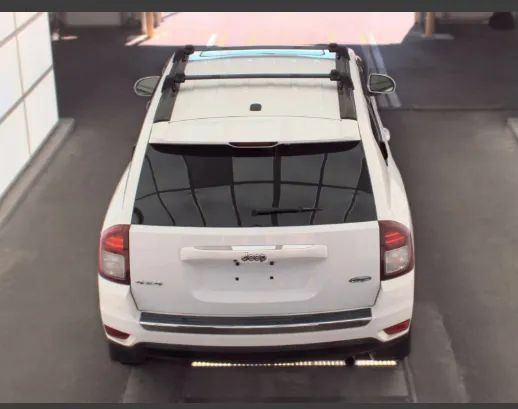Used 2016 Jeep Compass 4WD image 4