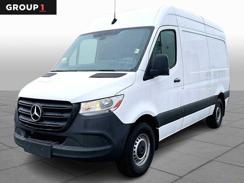 Used 2023 Mercedes-Benz Sprinter 2500 image 1