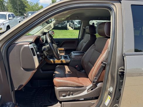 Used 2014 Chevrolet Silverado 1500 High Country w/ High Country Premium Package AWD/4WD image 11