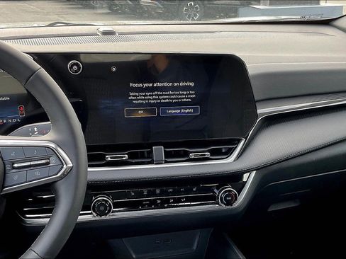 New 2026 Chevrolet Equinox LT w/ Midnight Edition image 7