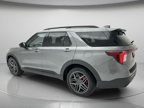 New 2026 Ford Explorer ST w/ Sun And Sound Package AWD/4WD image 4