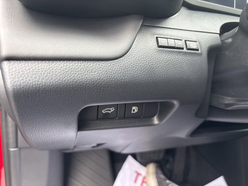 New 2025 Toyota Crown Signia w/ Tow-Hitch Package (TMS) image 18