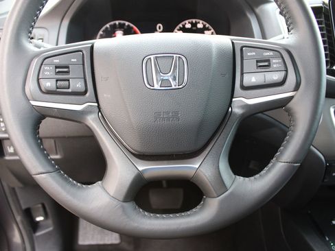 Used 2025 Honda Ridgeline RTL image 12