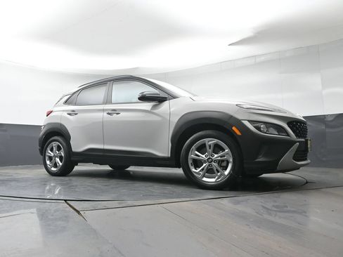 Used 2023 Hyundai Kona SEL w/ Cargo Package AWD/4WD image 31