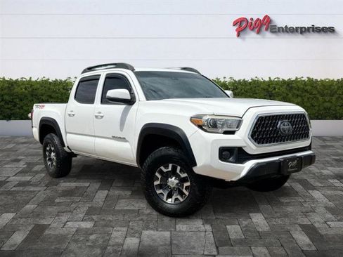 Used 2019 Toyota Tacoma TRD Off-Road AWD/4WD image 46