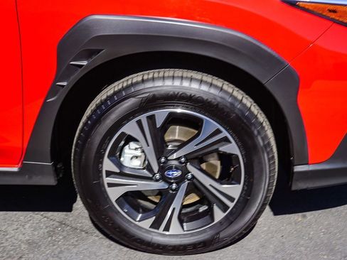 Certified 2025 Subaru Crosstrek 2.0i Premium image 9
