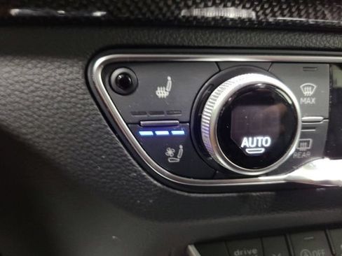 Used 2023 Audi SQ5 Premium Plus AWD/4WD image 32