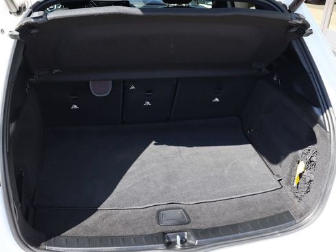 Used 2021 Mercedes-Benz GLA 250 w/ Premium Package image 26
