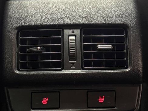 Used 2015 Subaru Outback 2.5i Limited image 12