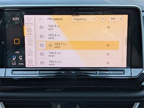 New 2026 Volkswagen Atlas Cross Sport SEL image 21