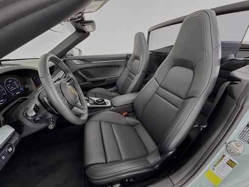 Used 2026 Porsche 911 Carrera 4S AWD/4WD image 5