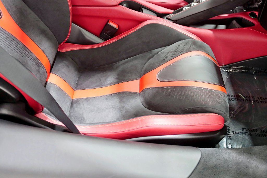 Used 2018 McLaren 720S RWD image 42