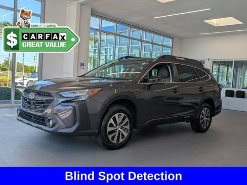 Used 2024 Subaru Outback Premium AWD/4WD image 3