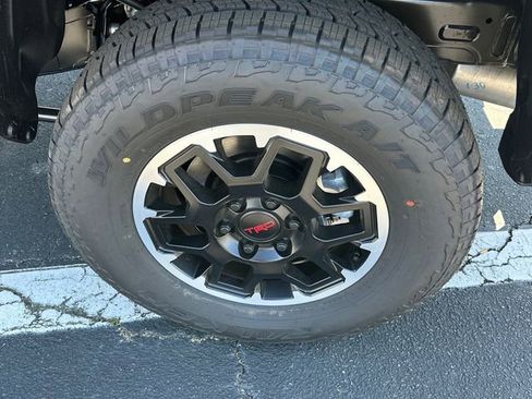 New 2026 Toyota Tacoma TRD Off-Road AWD/4WD image 5